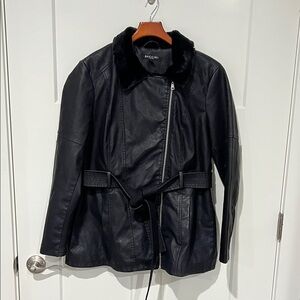 Baccini Black Faux Leather Jacket with Belt and Fur Collar Sz L